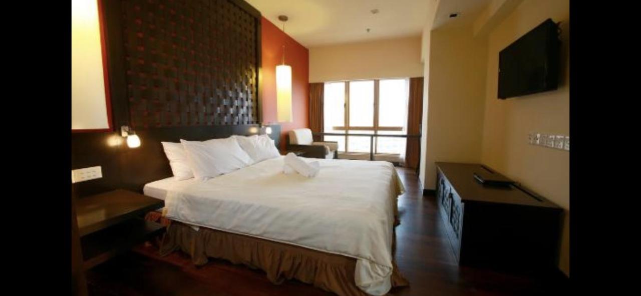 Resort Suites By Landmark At Bandar Sunway Sunway Lagoon Kampong Penaga  Экстерьер фото